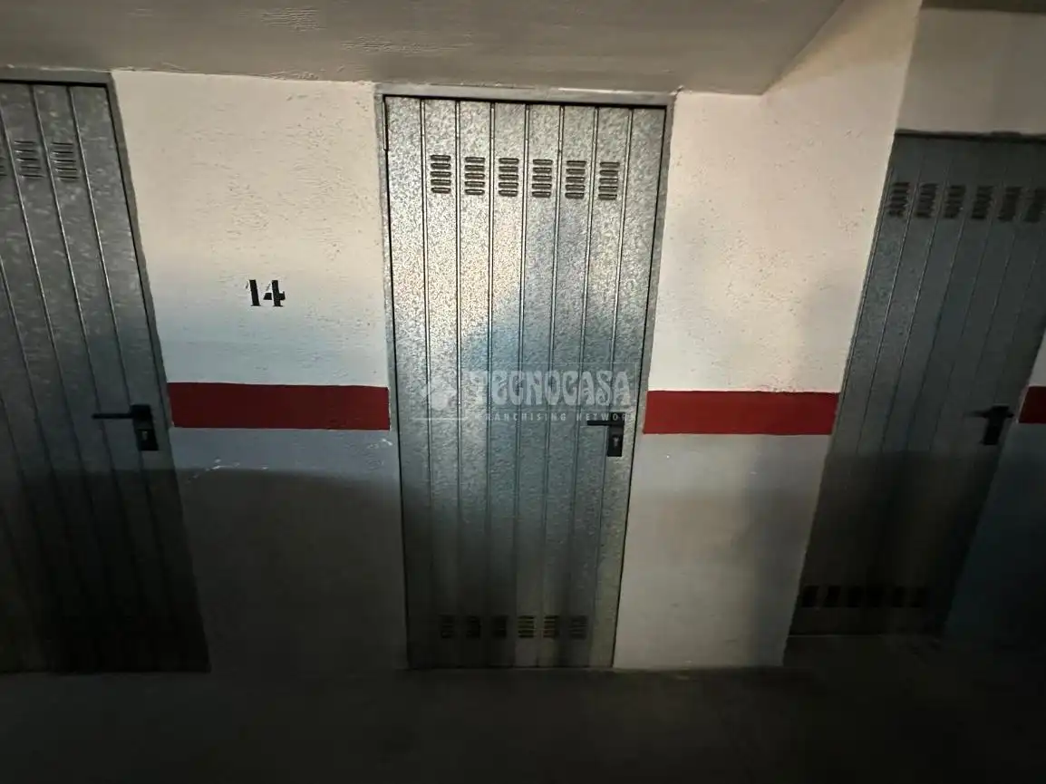 Aparcament de Pis en venda en Mengíbar amb Aire condicionat, Calefacció i Traster