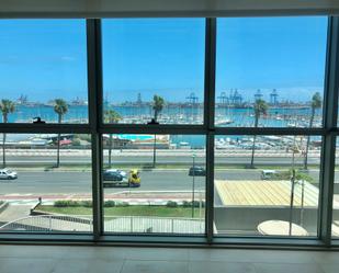 Dormitori de Oficina de lloguer en Las Palmas de Gran Canaria amb Aire condicionat