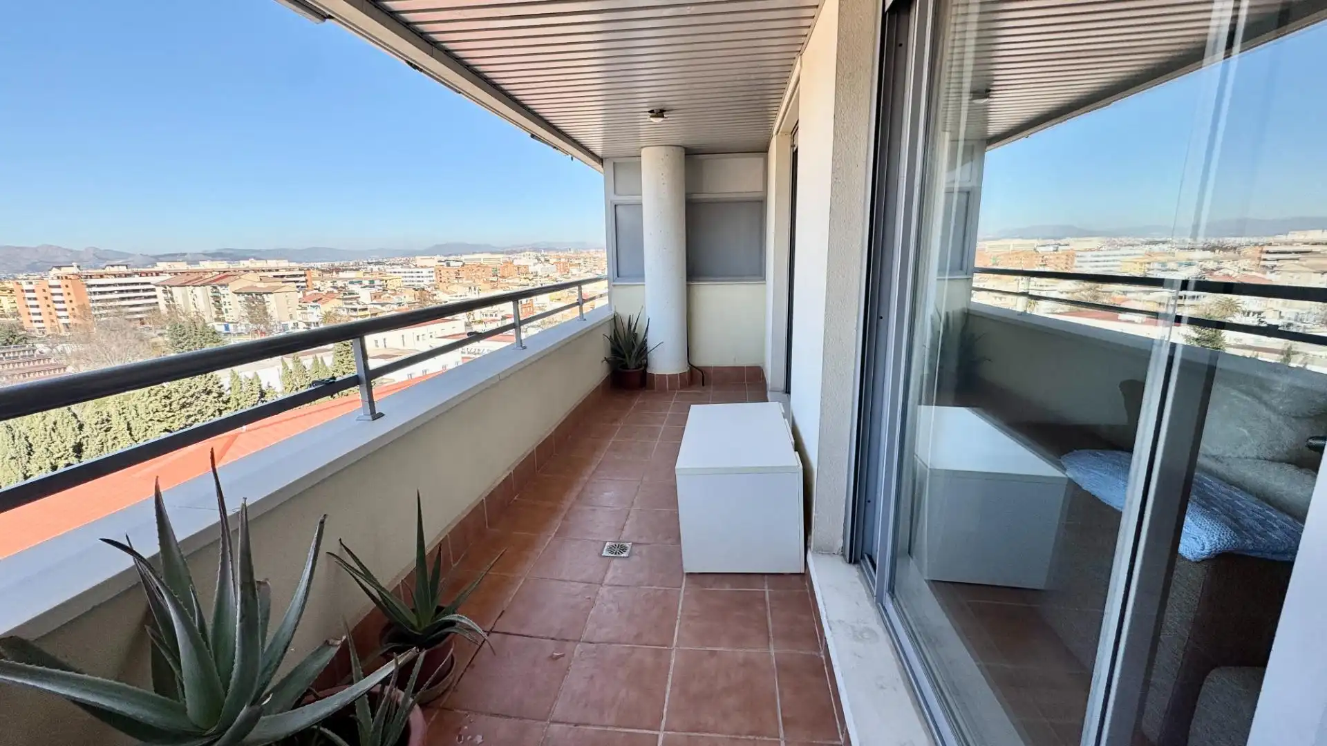 Flat for sale in Avenida Avenida de la Ilustración, 85, Campus de la Salud