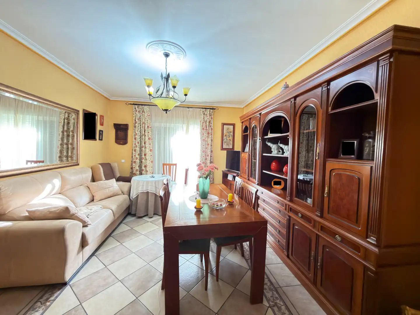 Piso con terraza en venta en Calle Villacarrillo, imagen 2
