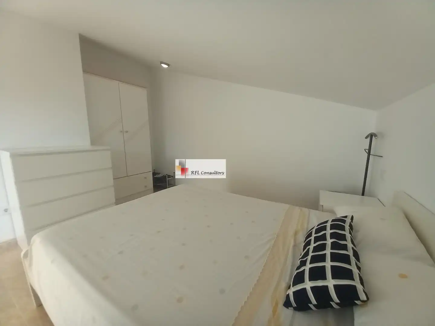 Habitación de Ático en venta en Sant Jaume d'Enveja con Aire acondicionado, Trastero y Balcón