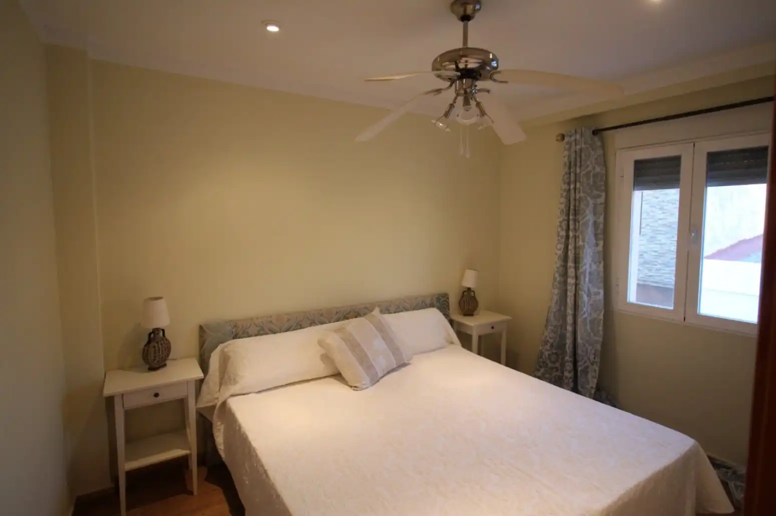 Habitación de Casa o chalet en venta en Torremayor con Parquet, Terraza y Trastero