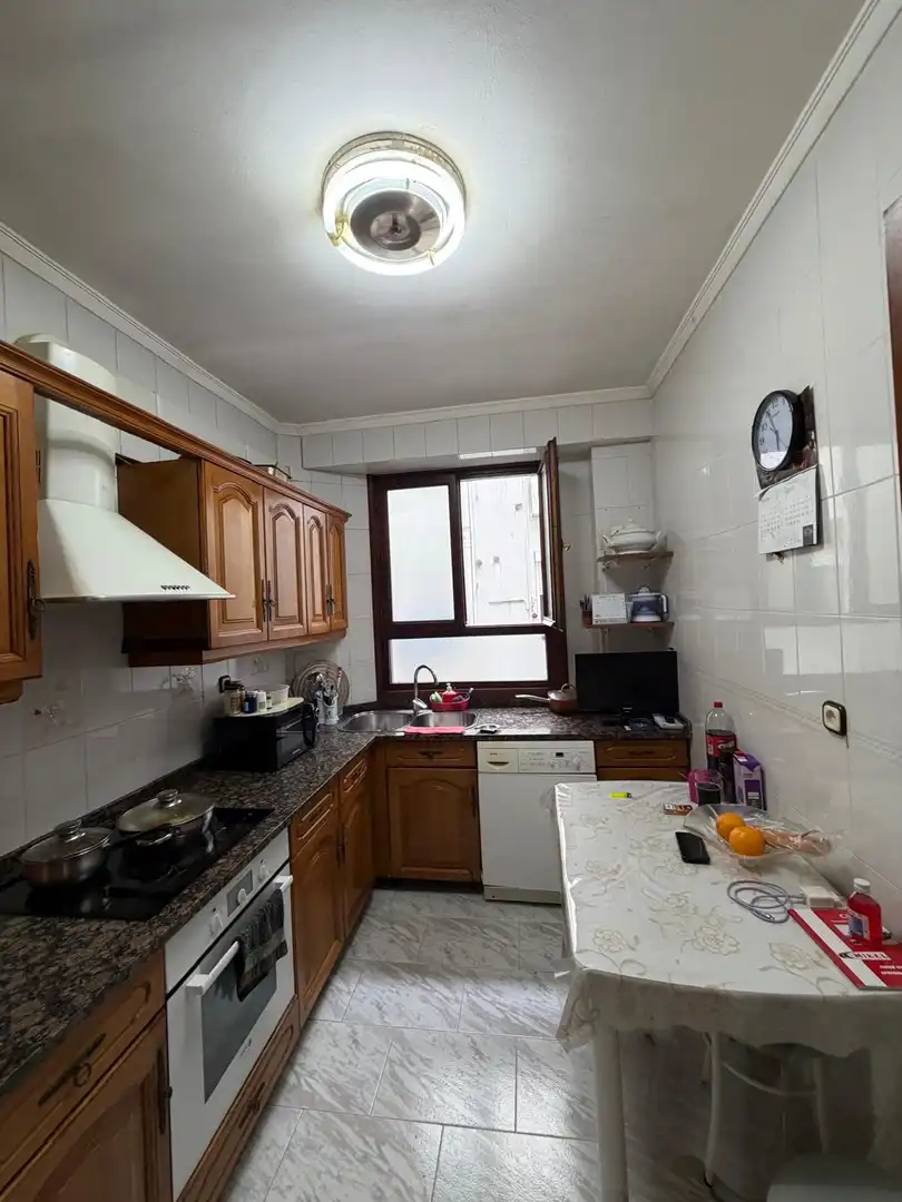 Cocina de Piso en venta en Bilbao  con Calefacción y Balcón