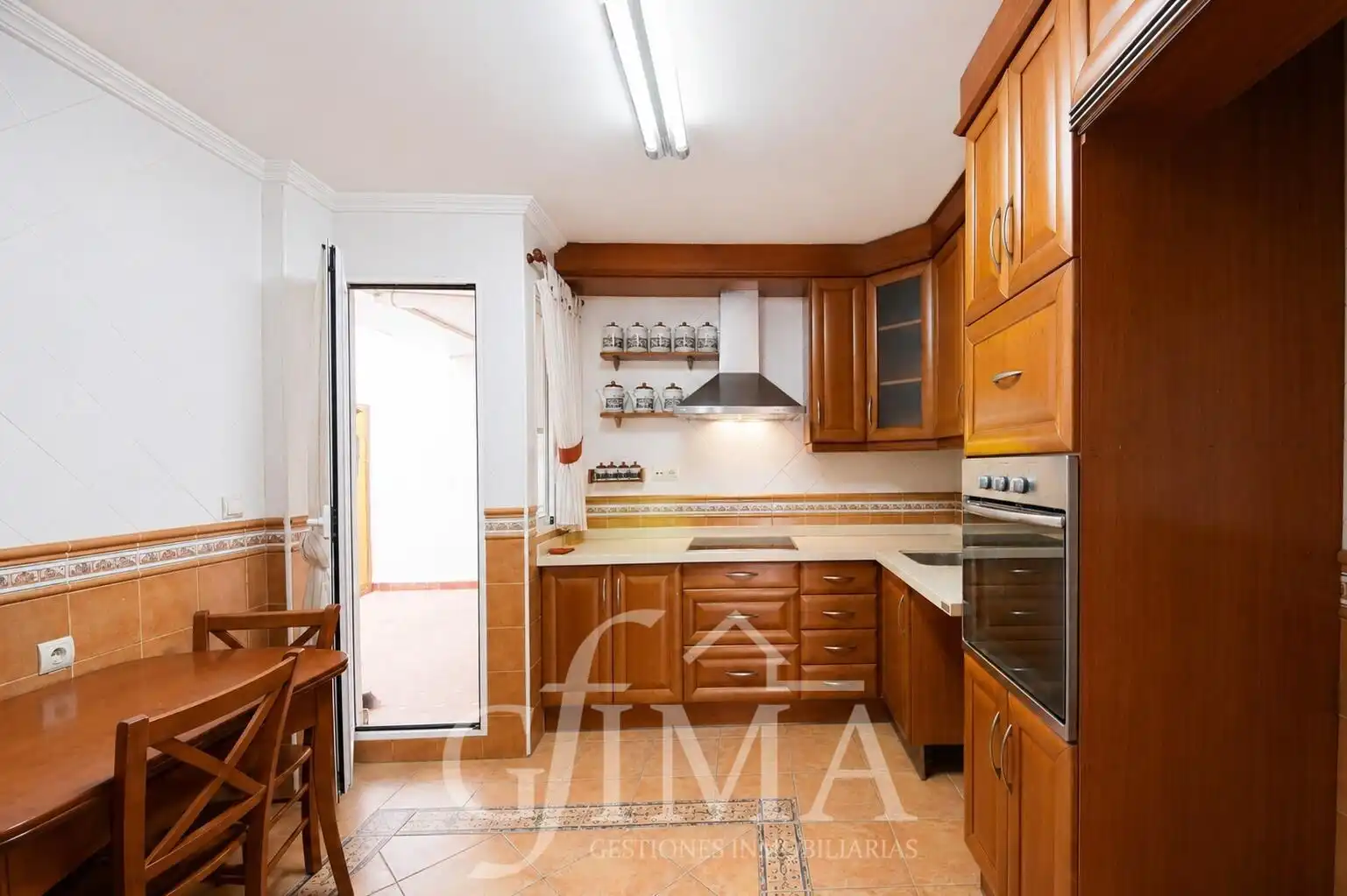 Cocina de Piso en venta en Tomelloso con Calefacción