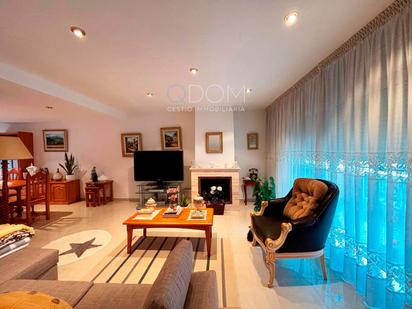 Living room of Single-family semi-detached for sale in Premià de Dalt  with Air Conditioner, Terrace and Storage room