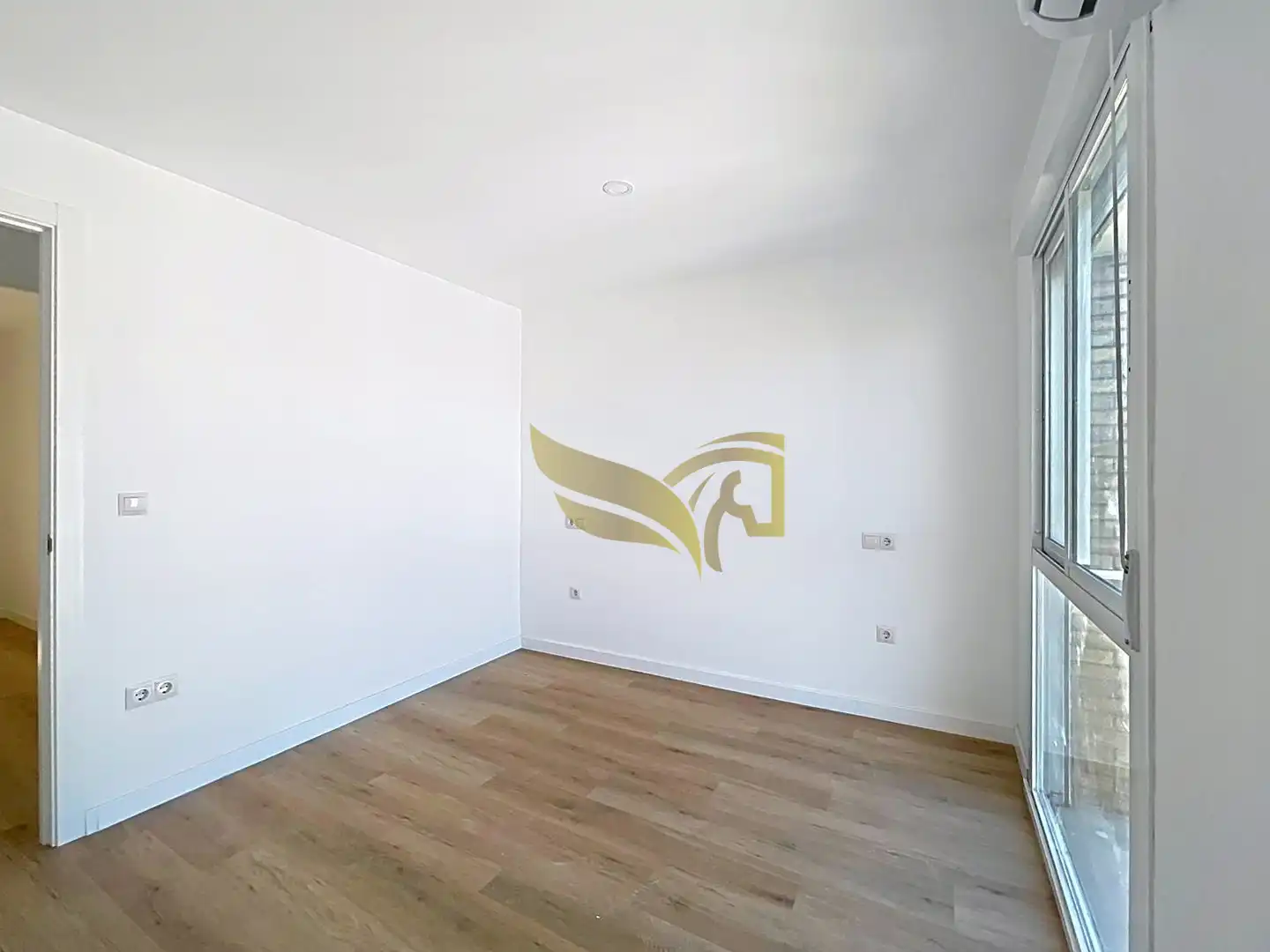 Attic for sale in Sevilla  with Air Conditioner, Heating and Terrace