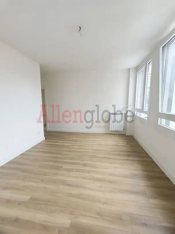 Schlafzimmer von Wohnung zur Miete in Gijón  mit Heizung und Abstellraum