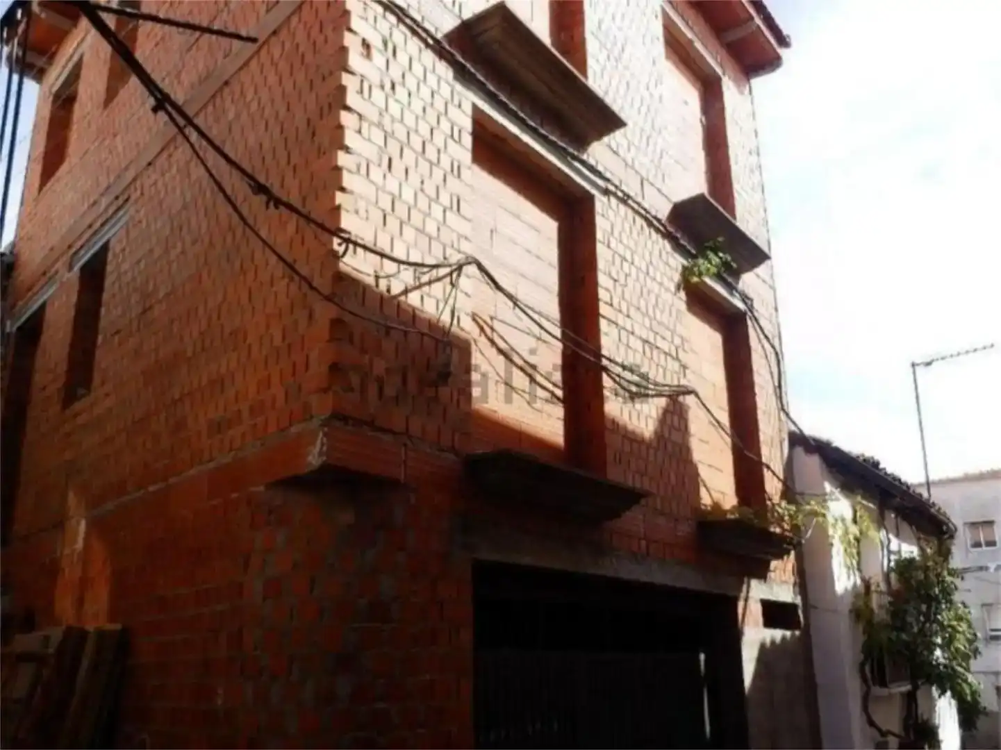 Vista exterior de Casa adosada en venda en Piornal amb Balcó