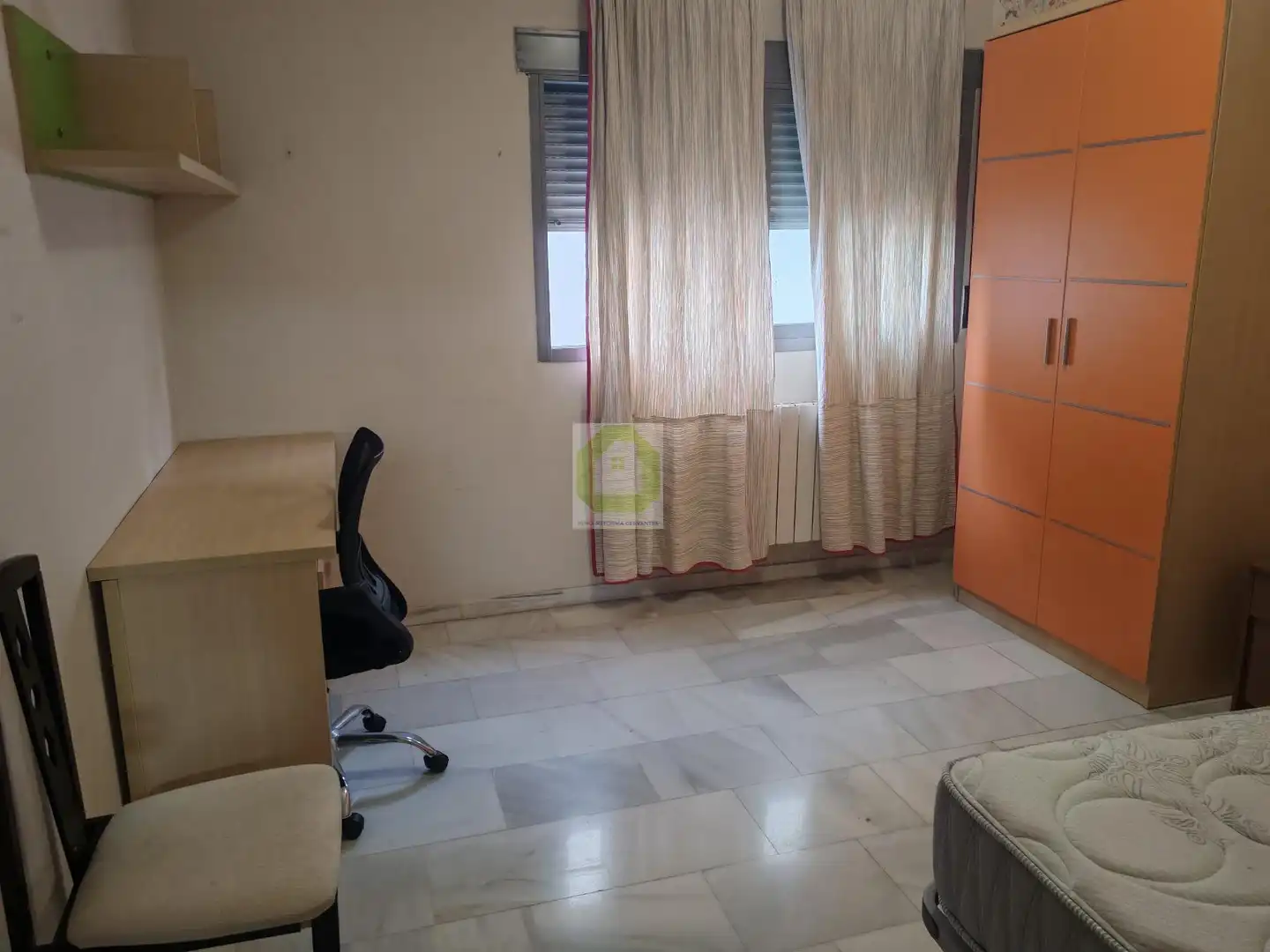 Bedroom of Flat for share in Armilla  with Storage room and Furnished
