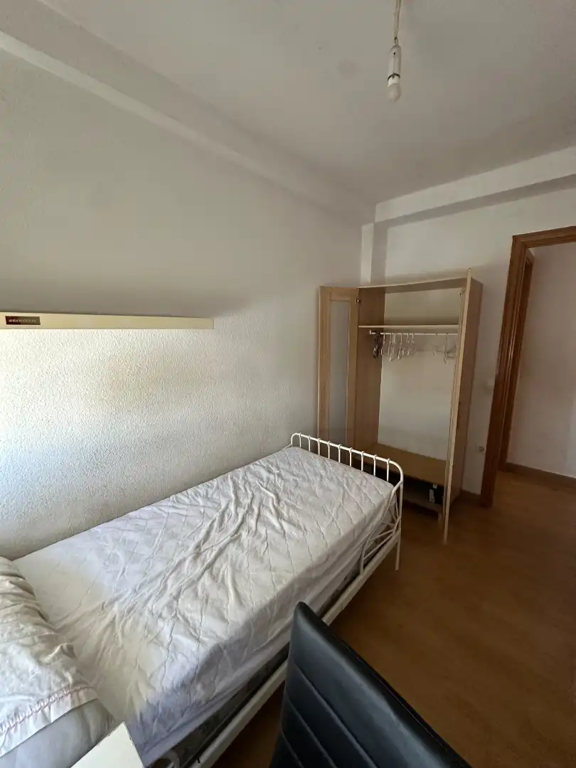 Habitación de Piso en venta en Camas con Aire acondicionado, Terraza y Balcón