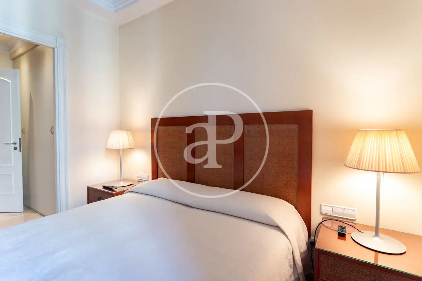 Habitación de Piso de alquiler en Barcelona con Aire acondicionado, Calefacción y Amueblado