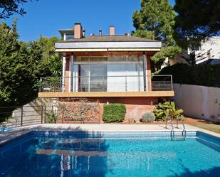Swimming pool of House or chalet to rent in Sant Just Desvern  with Air Conditioner, Heating and Private garden