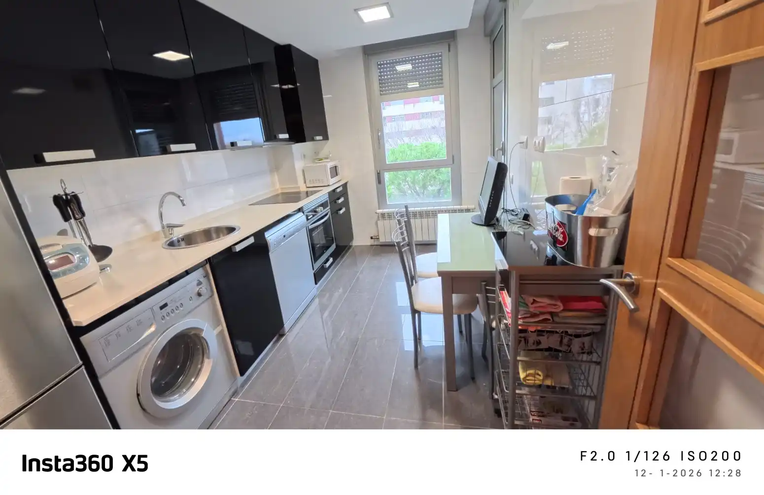 Küche von Wohnung zum Verkauf in  Logroño mit Heizung, Privatgarten und Parkett