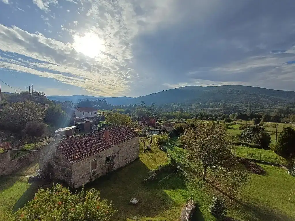 Casa o xalet en venda en Mondariz amb Calefacció, Jardí privat i Parquet