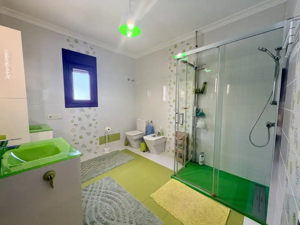 Bathroom of Houses for sale in Orihuela Costa