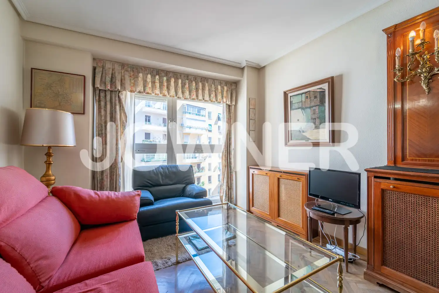 Living room of Flat for rent in Madrid  with Air Conditioner, Heating and Furnished