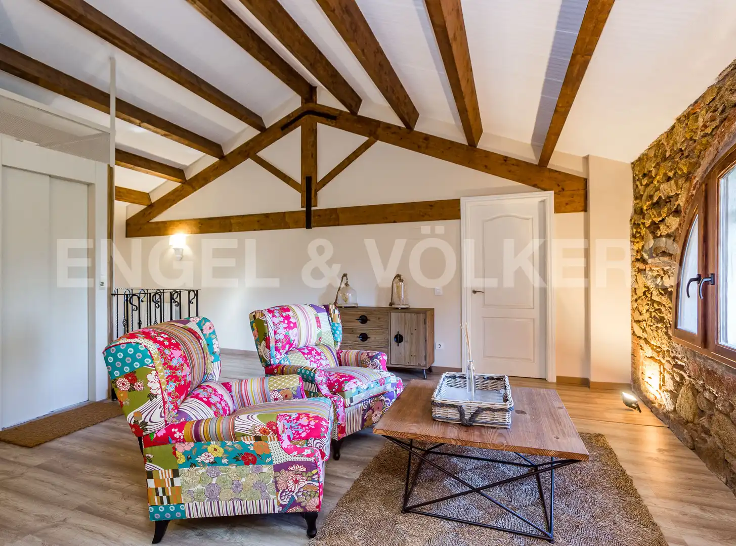 Living room of Country homes for sale in Llinars del Vallès  with Air Conditioner, Heating and Private garden