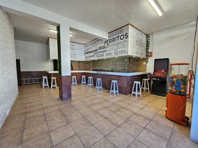 Local comercial en Alquiler en Palo Blanco