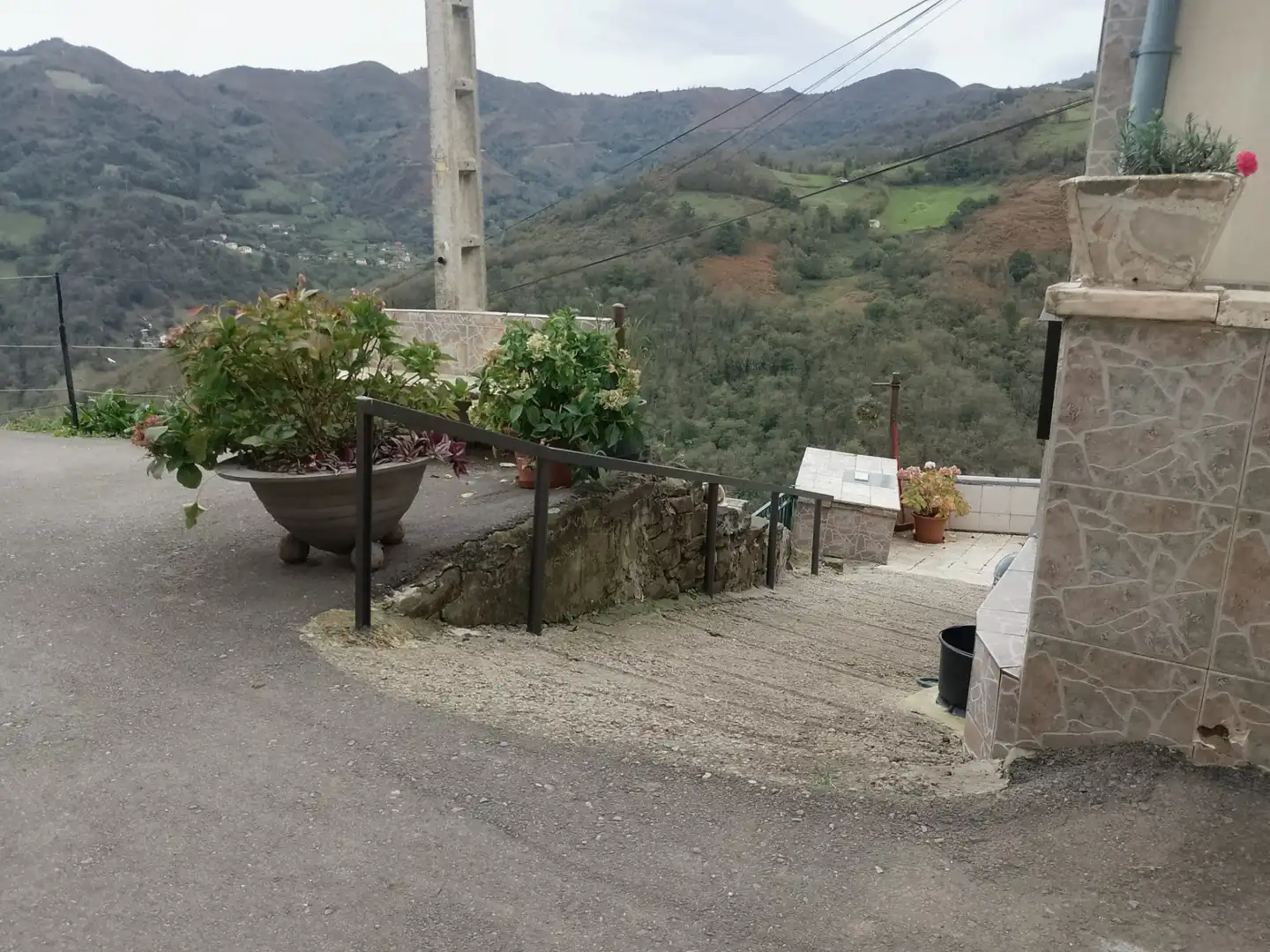 Terrasse von Einfamilien-Reihenhaus zum Verkauf in Langreo mit Heizung, Parkett und Terrasse