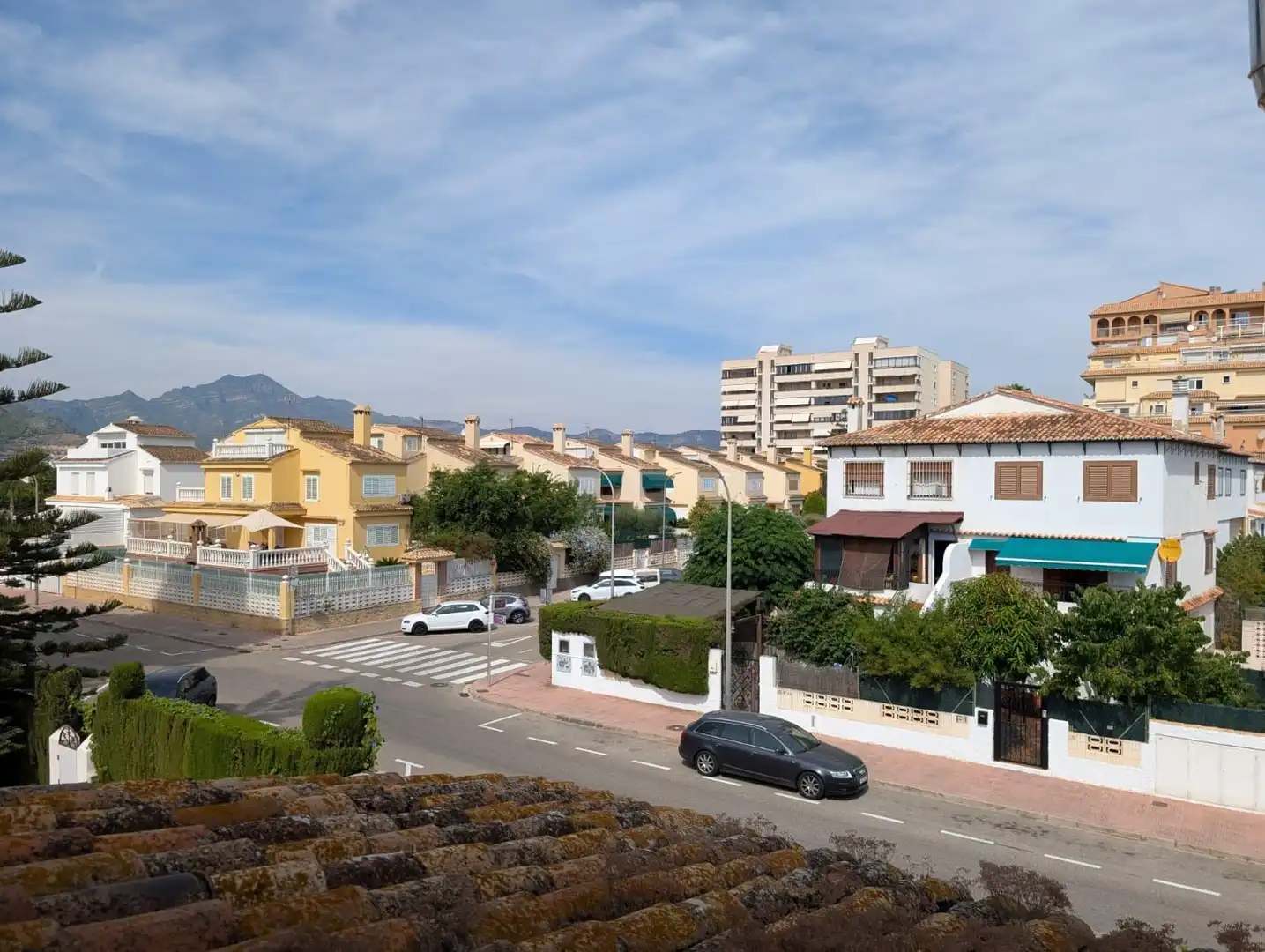 Außenansicht von Haus oder Chalet zum Verkauf in Gandia mit Heizung, Privatgarten und Terrasse