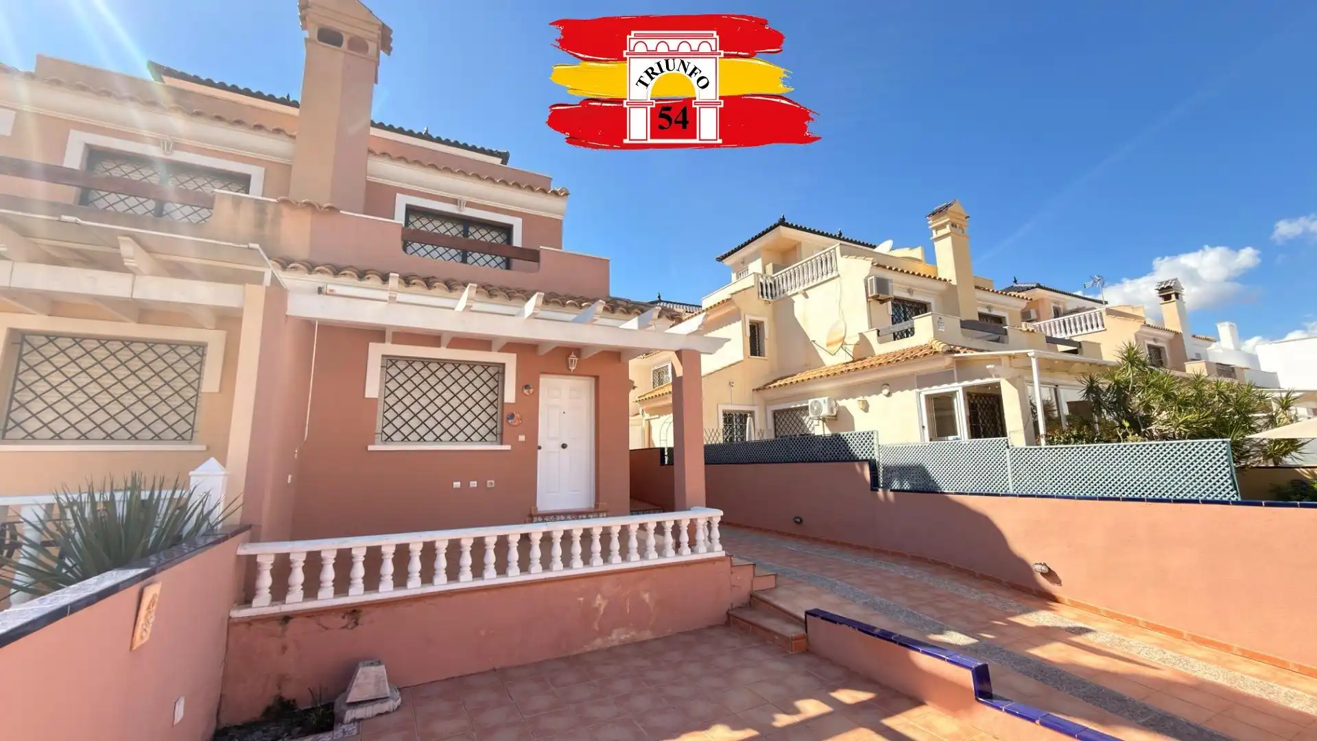 Jardín de Casa adosada en venta en Pilar de la Horadada con Aire acondicionado, Jardín privado y Amueblado