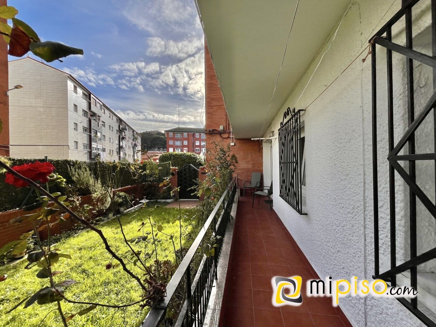 Exterior view of Flat for sale in Laredo  with Heating, Terrace and Furnished