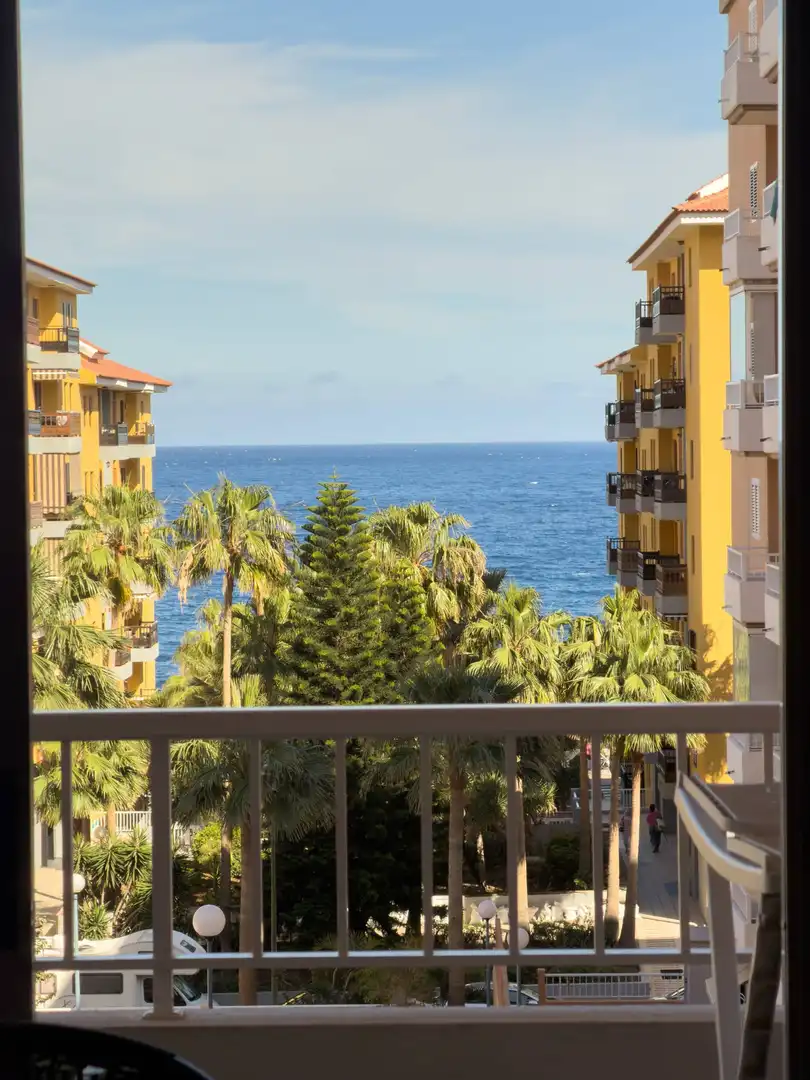 Außenansicht von Wohnung zum Verkauf in Candelaria mit Terrasse und Gemeinschaftspool