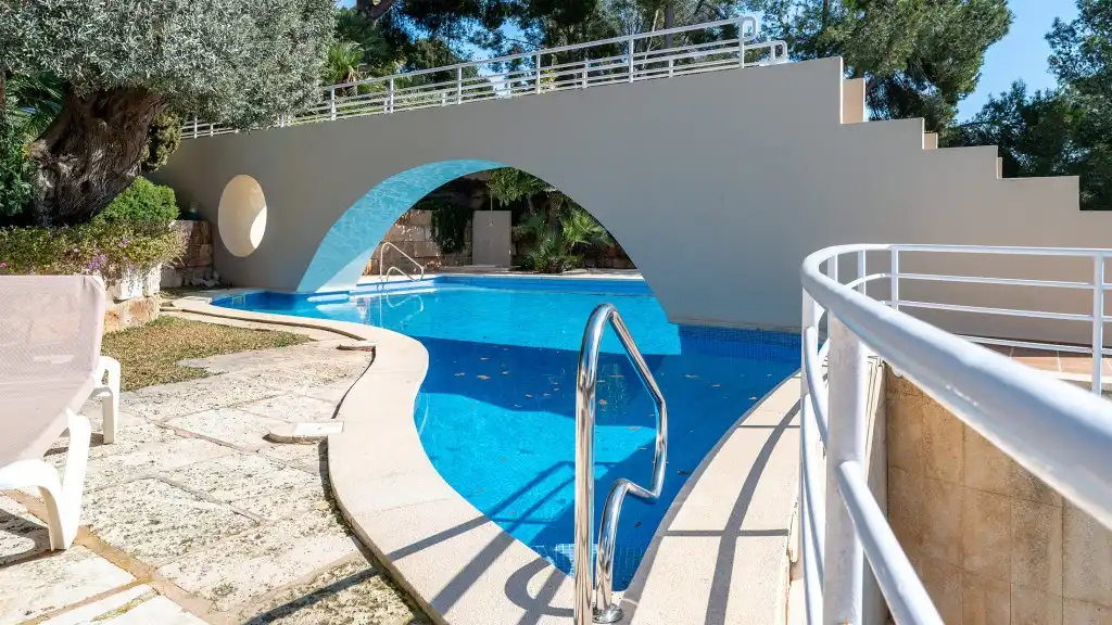 Piscina de Dúplex en venda en Calvià amb Aire condicionat, Terrassa i Traster