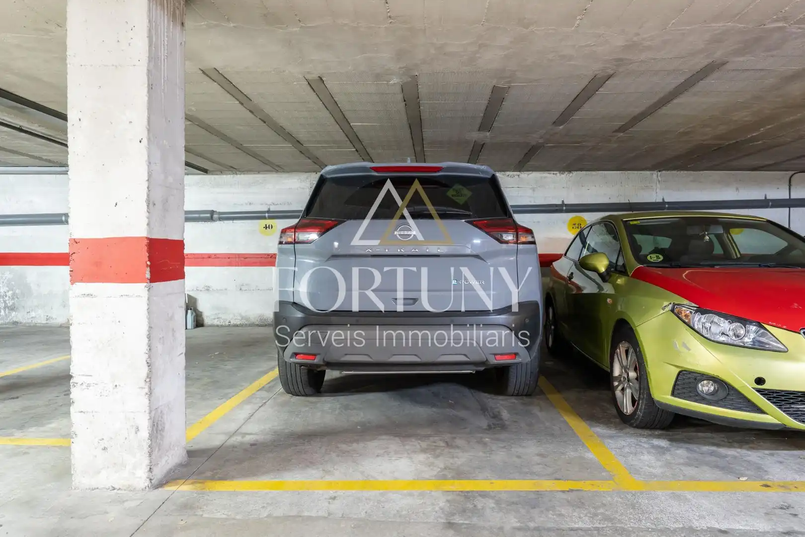 Parkplatz von Wohnung zum Verkauf in Reus mit Klimaanlage, Parkett und Terrasse