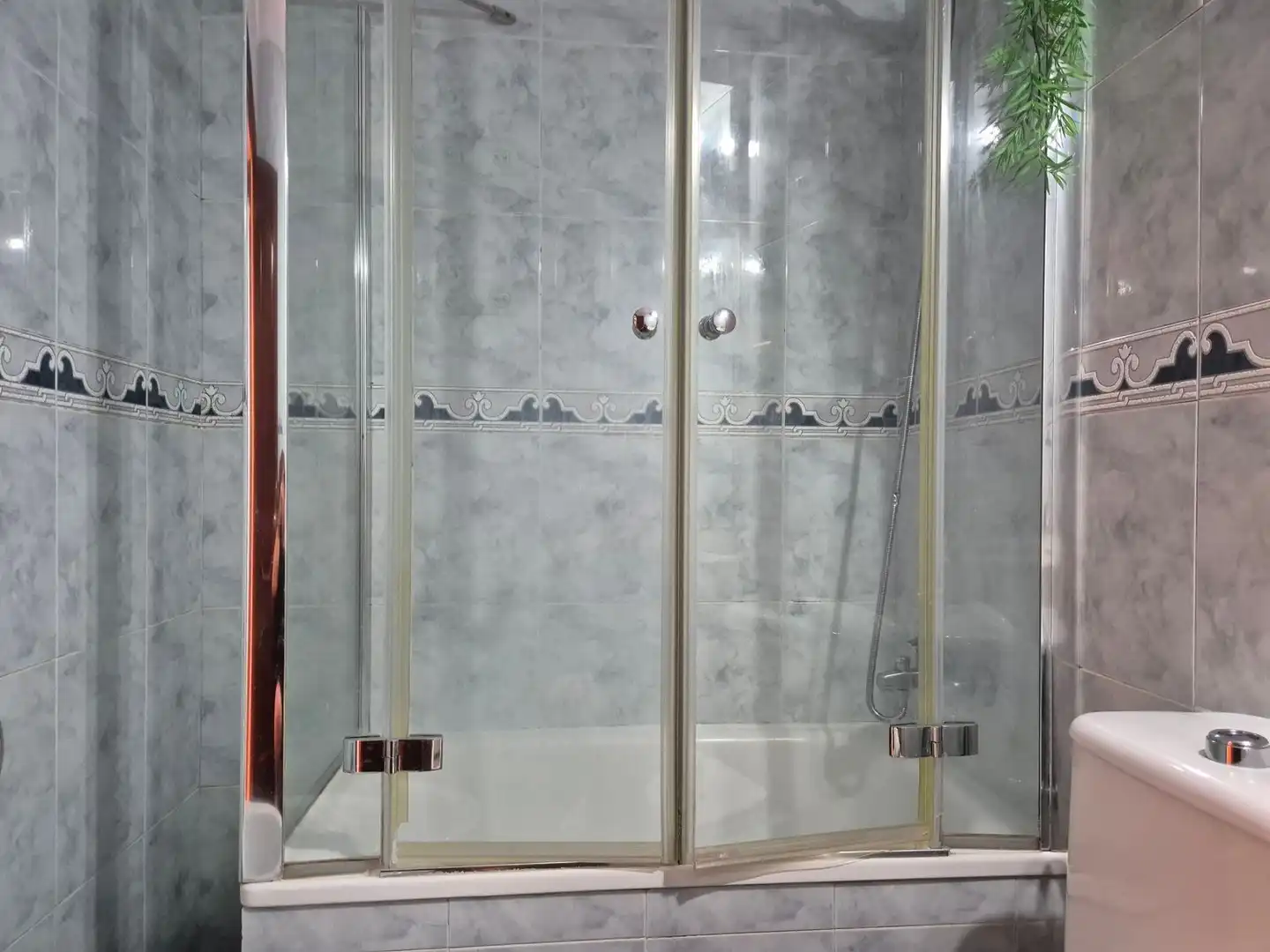 Badezimmer von Wohnung zum Verkauf in Gijón  mit Heizung und Schwimmbad