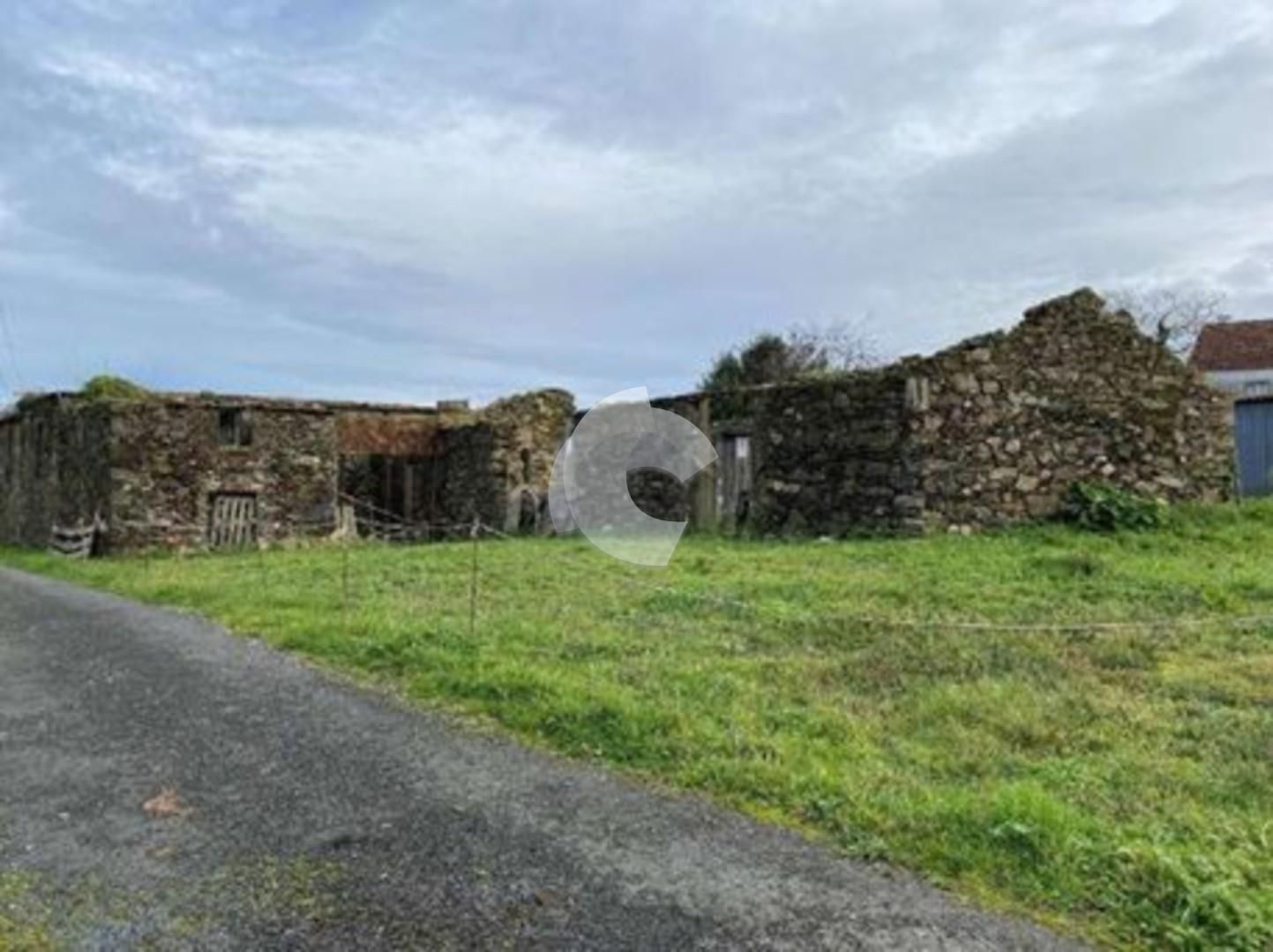 Casa o xalet en venda en San Sadurniño amb Jardí privat