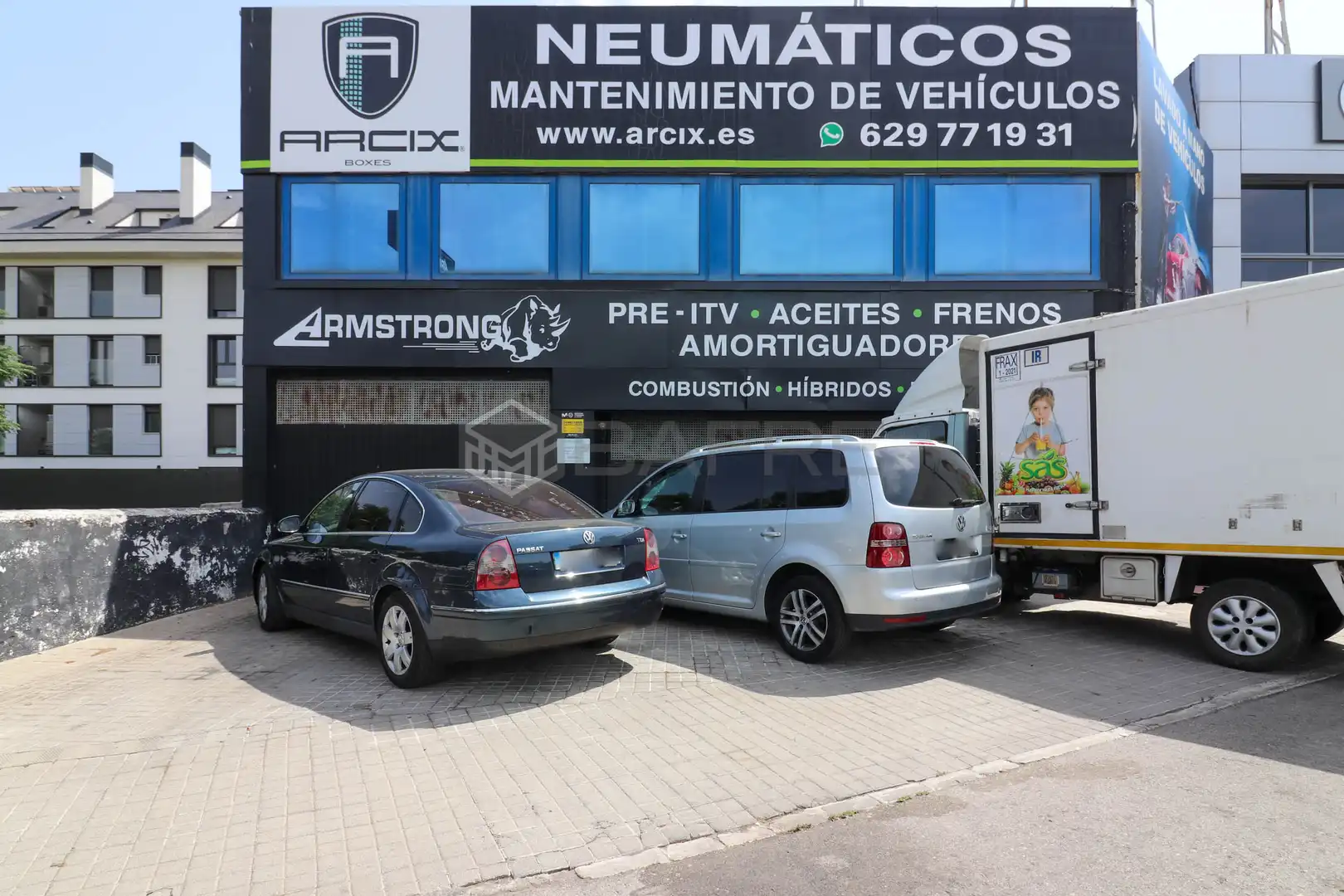 Local comercial de lloguer a Av. Leopoldo Calvo-Sotelo Bustelo, imagen 2