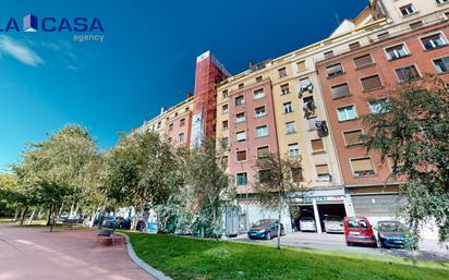 Exterior view of Flat for sale in Bilbao 