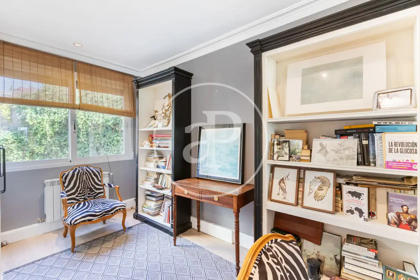 Habitación de Casa adosada en venta en La Moraleja con Aire acondicionado, Calefacción y Jardín privado