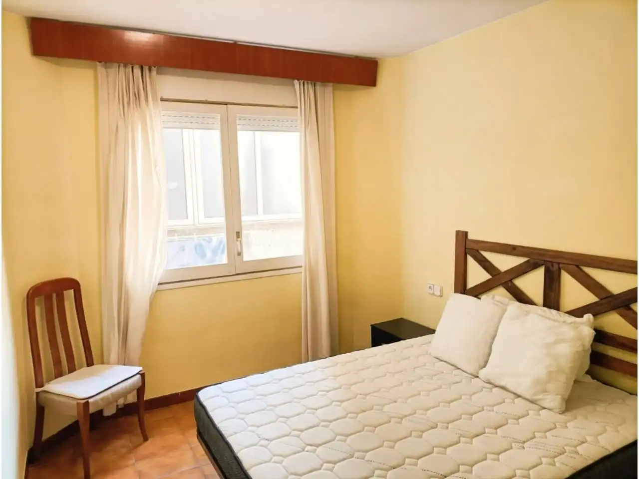 Habitación de Piso en venta en Girona con Balcón