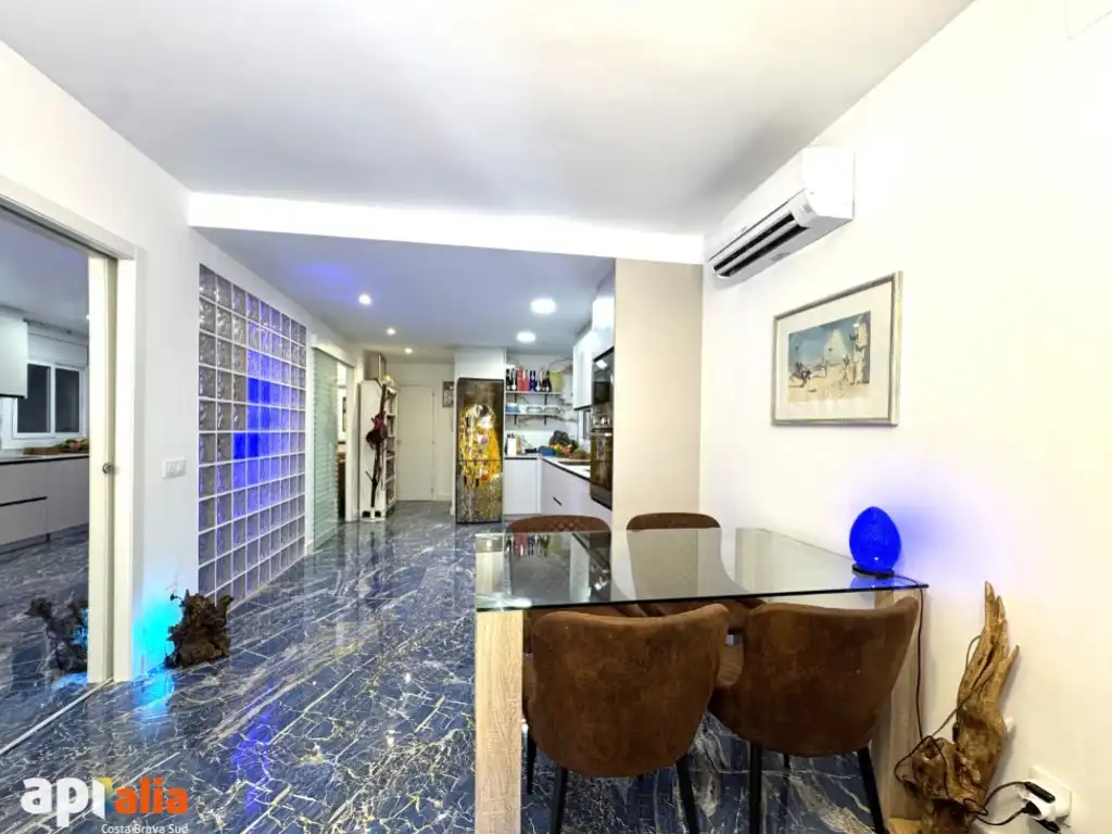 Menjador de Apartament en venda en Lloret de Mar amb Aire condicionat, Calefacció i Forn