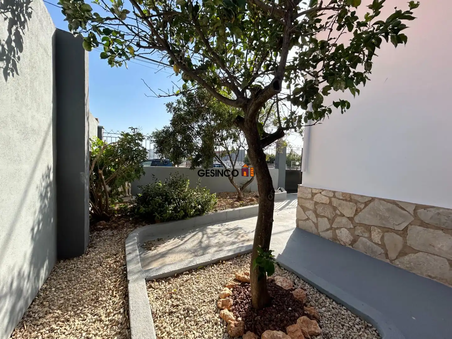 Vista exterior de Casa o xalet en venda en Rotglà i Corbera amb Jardí privat, Terrassa i Traster