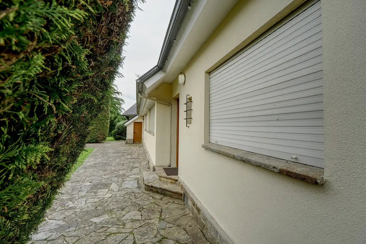 Vista exterior de Casa o xalet en venda en Sada (A Coruña) amb Calefacció, Jardí privat i Parquet