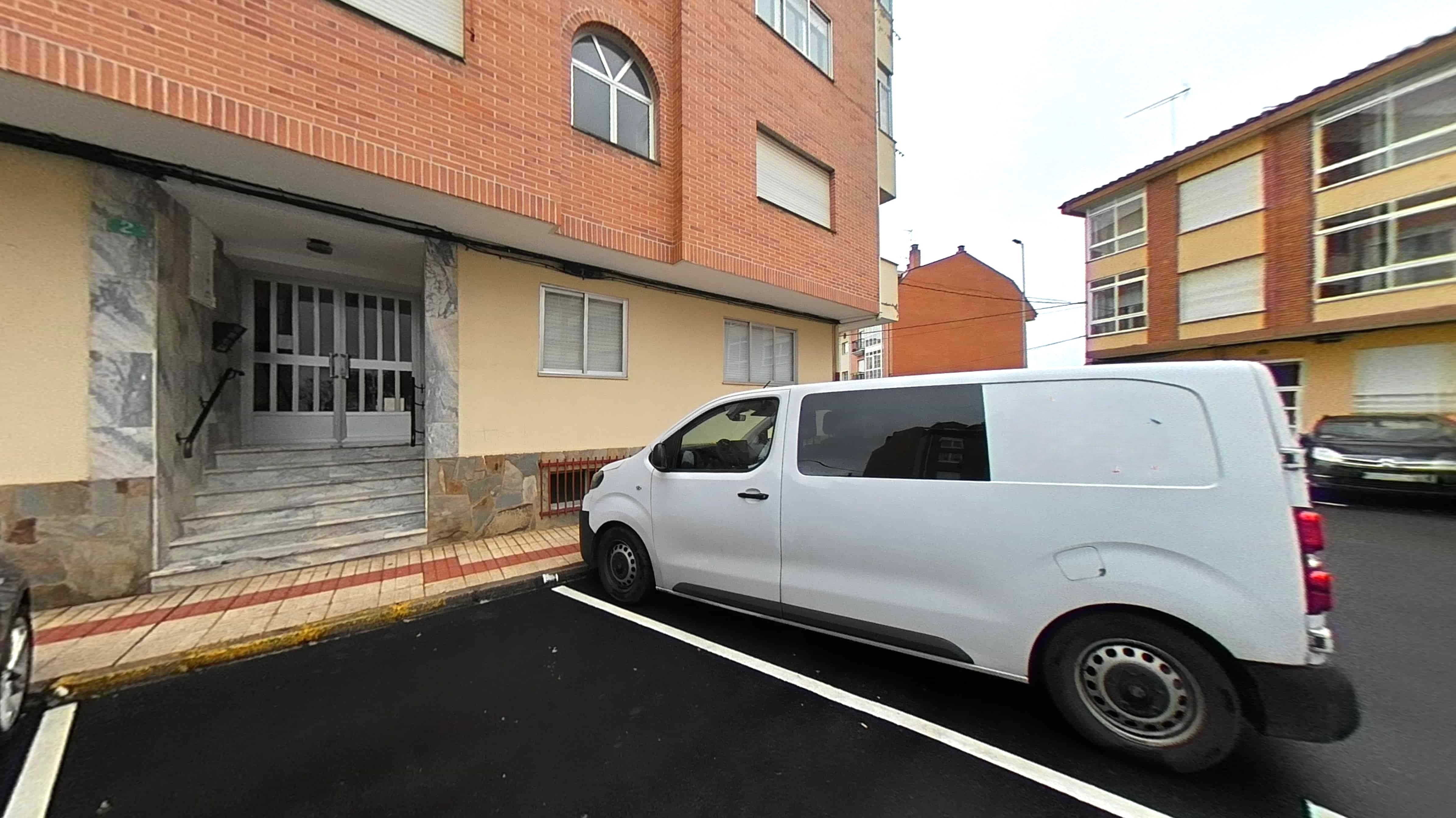 Piso en venta en Valverde de la Virgen