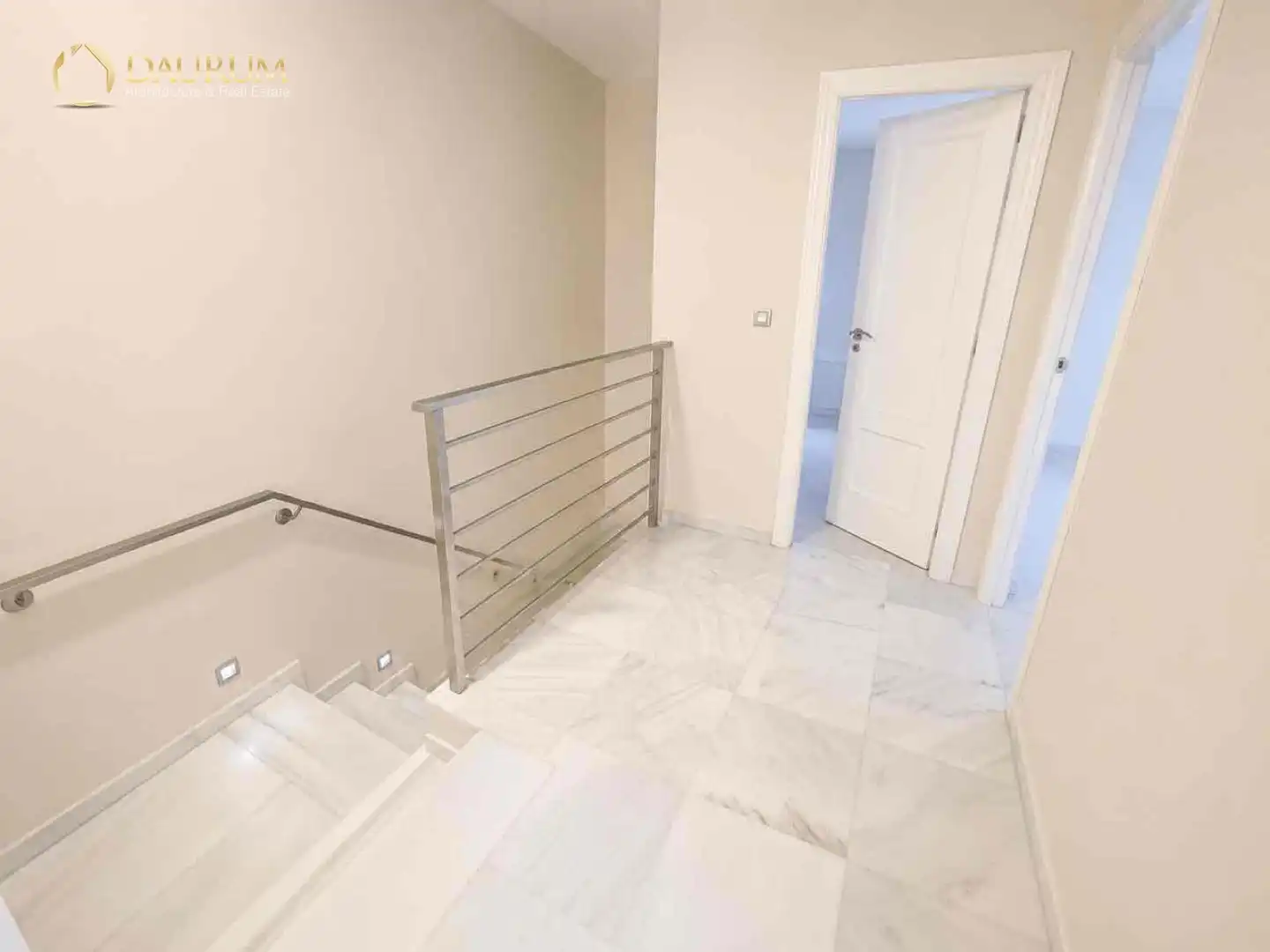 Houses for sale in La Algaba  with Air Conditioner, Terrace and Storage room