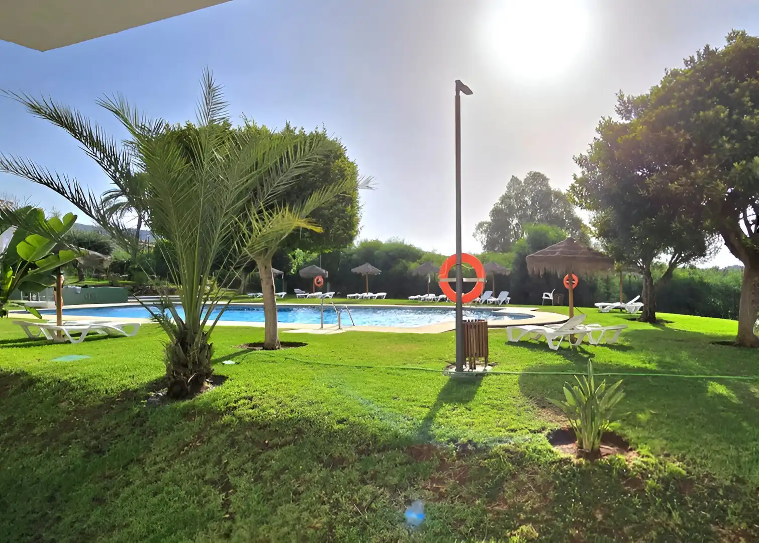 Swimming pool of Apartments for sale in Marbella  with Air Conditioner, Heating and Terrace
