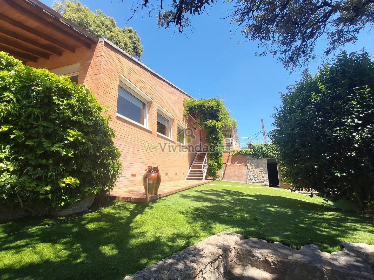 Jardí de Casa o xalet en venda en Castellar del Vallès amb Calefacció, Jardí privat i Parquet