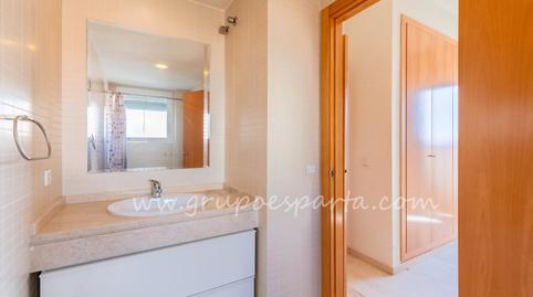 Foto 4 de Casa adosada en venda a Calle Moscatel, 13, Loreto, Sevilla