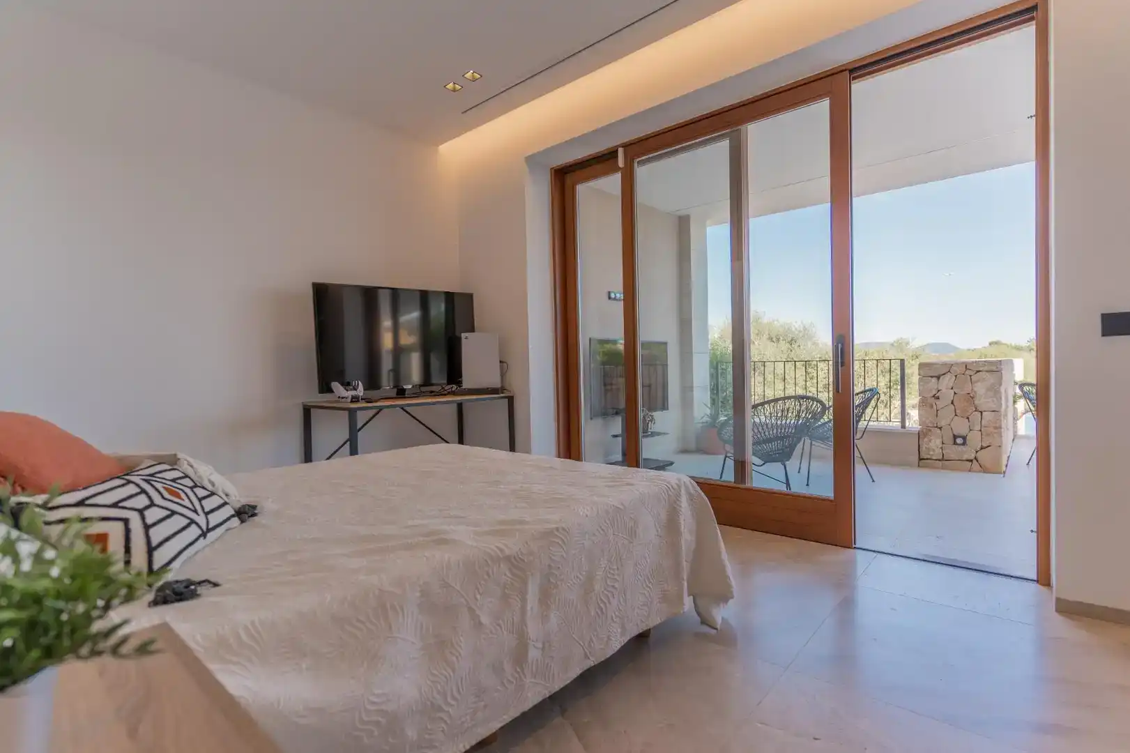 Bedroom of Flat for sale in Santa Eugènia  with Air Conditioner, Private garden and Parquet flooring