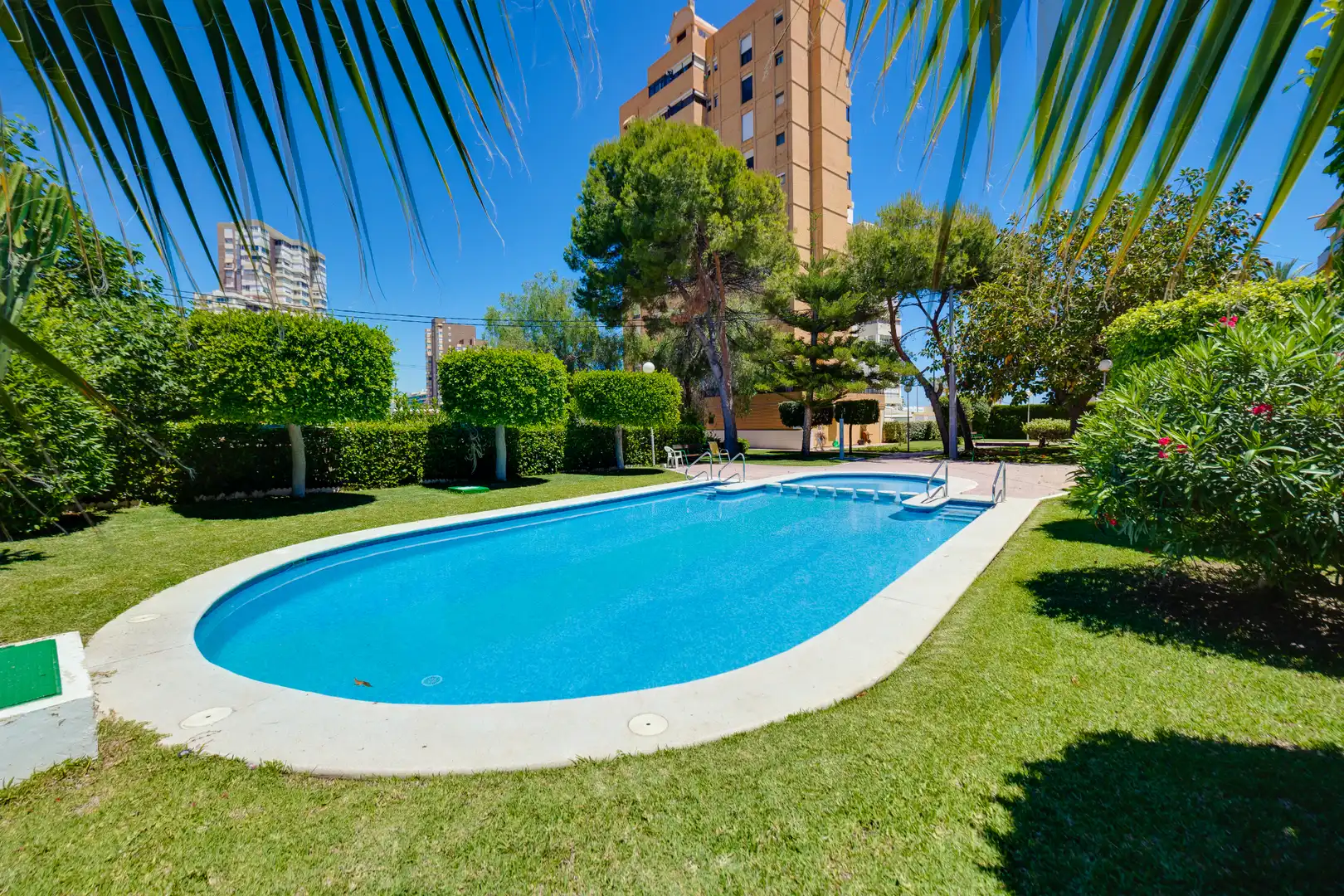 Piscina de Piso en venta en El Campello con Terraza