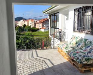 Terrasse von Haus oder Chalet miete in Argoños  mit Terrasse