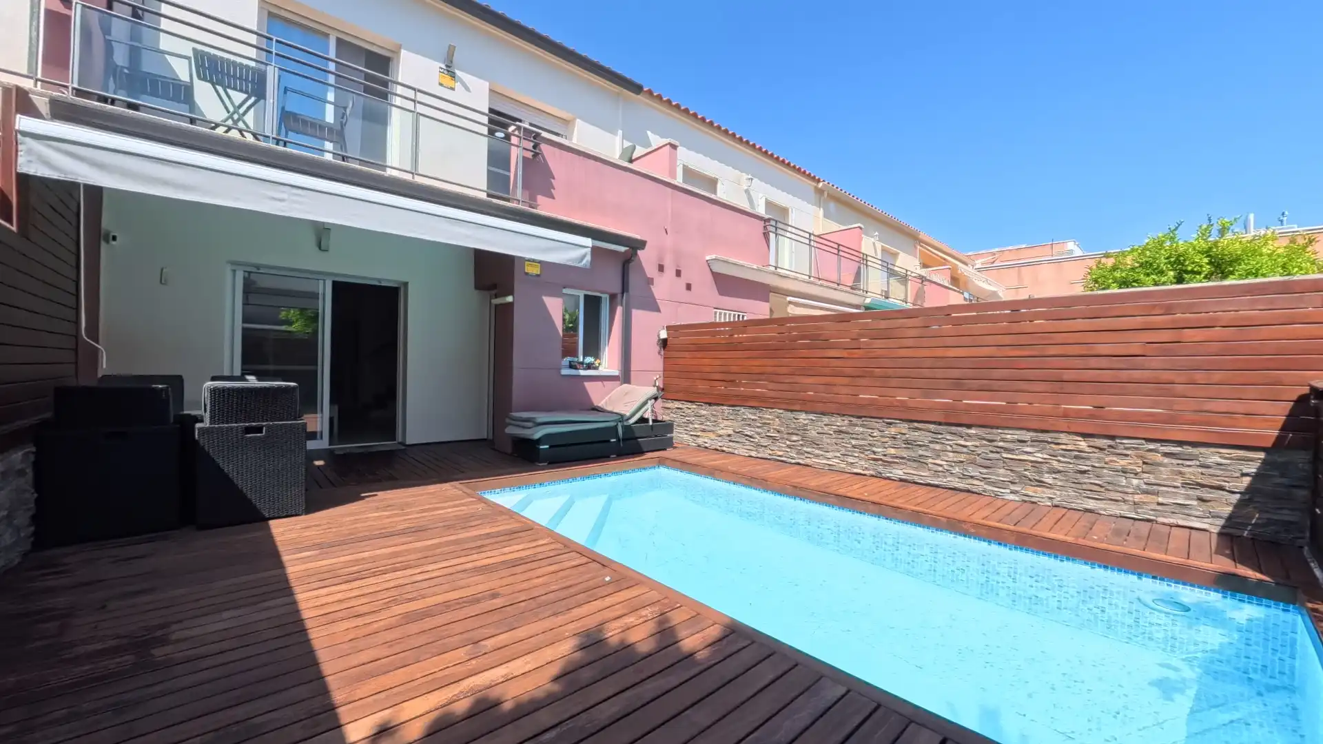 Swimming pool of Detached homes for sale in Cubelles  with Air Conditioner, Heating and Private garden