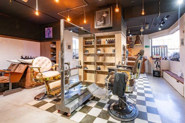 Local comercial en Alquiler en Avenida AMERICA en Guindalera