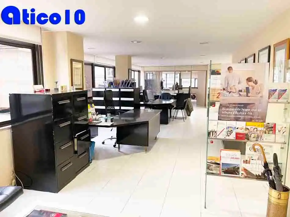 Office space with lift for sale in Centro - Casco Histórico, imagen 4