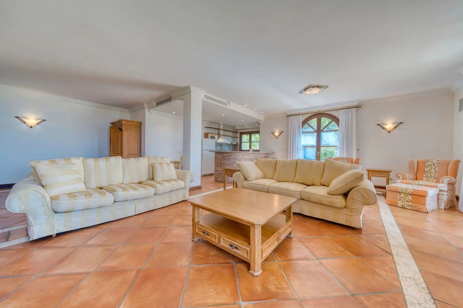 Chalet con piscina en venta en La Zagaleta, imagen 2